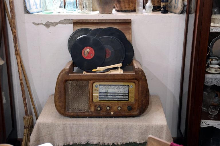 From Vinyl to Streaming: A Journey Through the Evolution of Music Equipment